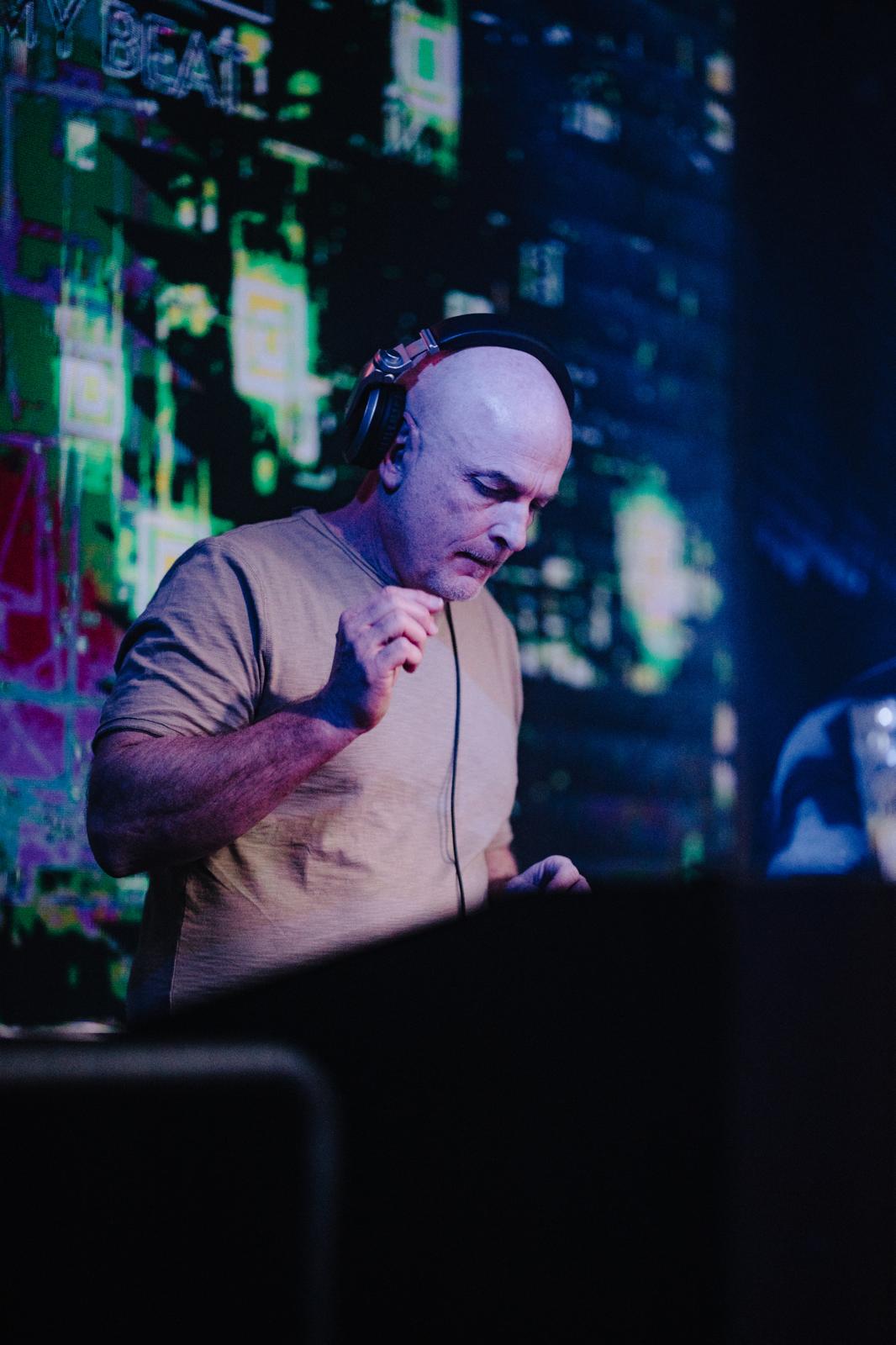 Housemeister Pete live